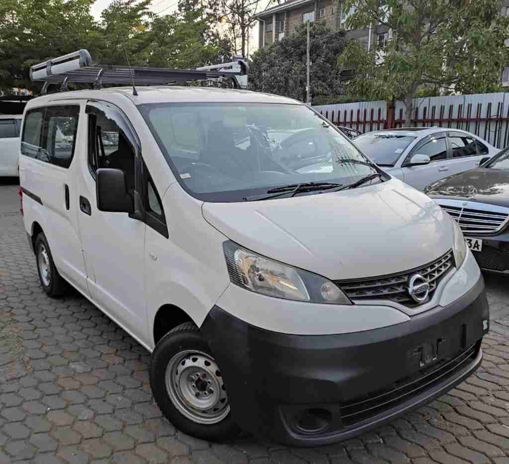 Nissan NV200 - 1998