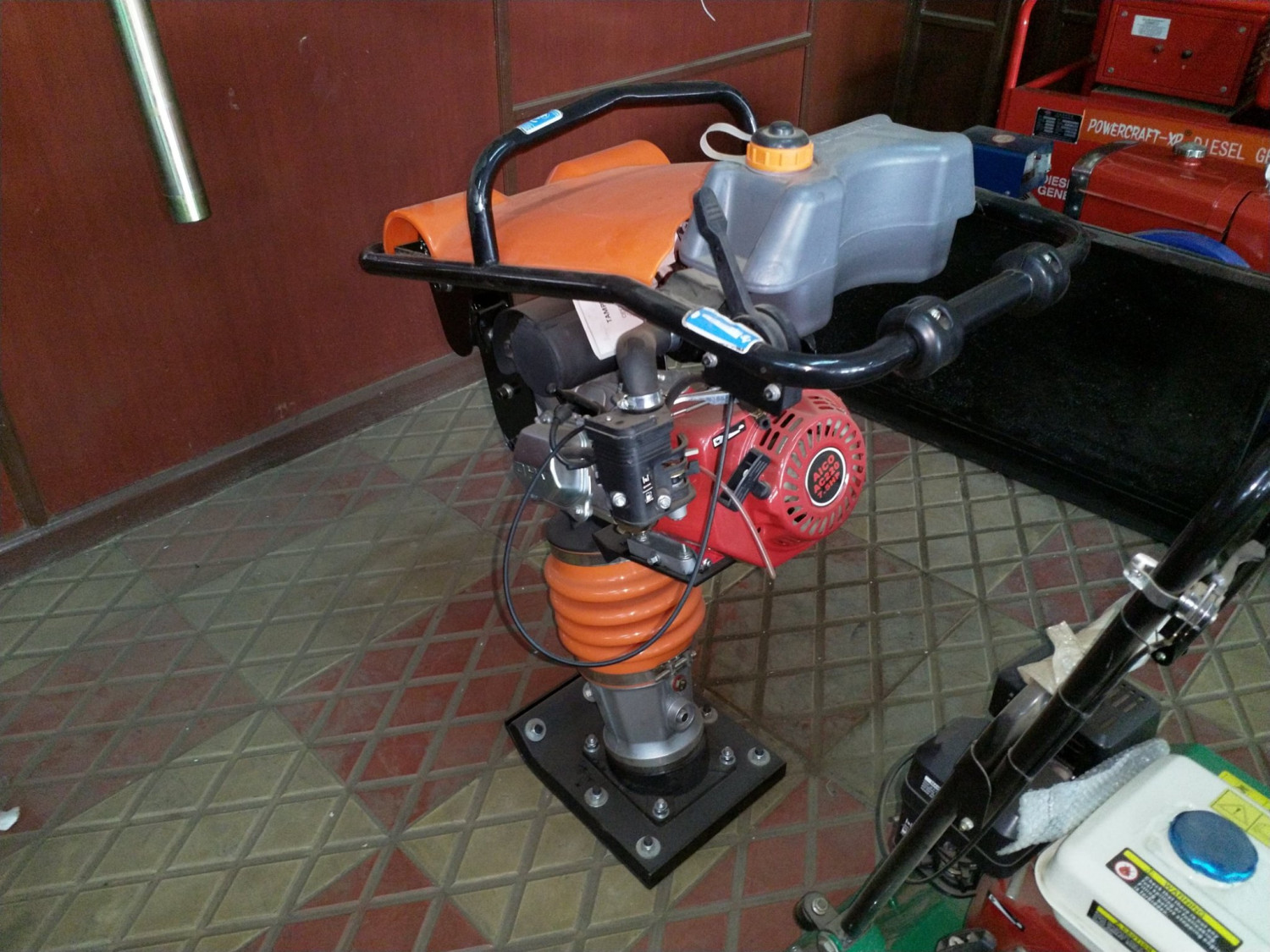 Honda Tempering Rammer